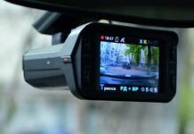 Автовладельцев хотят обязать устанавливать видеорегистраторы. Депутаты против