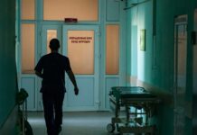 В Бишкеке во время родов скончалась женщина. Минздрав проводит расследование