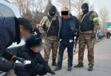 В Ноокате задержали двоих мужчин, вымогавших деньги у таксистов