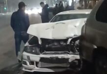 В центре Бишкека произошло ДТП с участием 5 машин