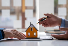 Кыргызстанцы могут использовать накопительную часть пенсии при покупке жилья