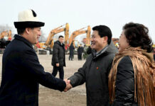 Садыр Жапаров дал старт строительству предприятия по выпуску автомобилей в Чуйской области