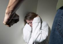 Былтыр Кыргызстанда үй-бүлөлүк зомбулуктан жабыркагандардын саны 13 миңден ашкан