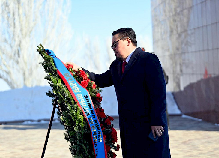 image4.730x0 1 Председатель парламента Монголии возложил цветы в комплексе «Ата-Бейит» 