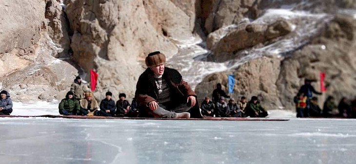img 20240211 В Ат-Башы прошёл необычный фестиваль на замерзшем озере Кел-Суу - фото 