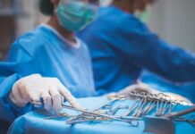 В Минздраве обсудили развитие трансплантации почки от родственного донора в Кыргызстане