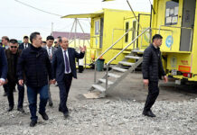 Президент внепланово ознакомился с работой мобильной клиники в Сокулукском районе