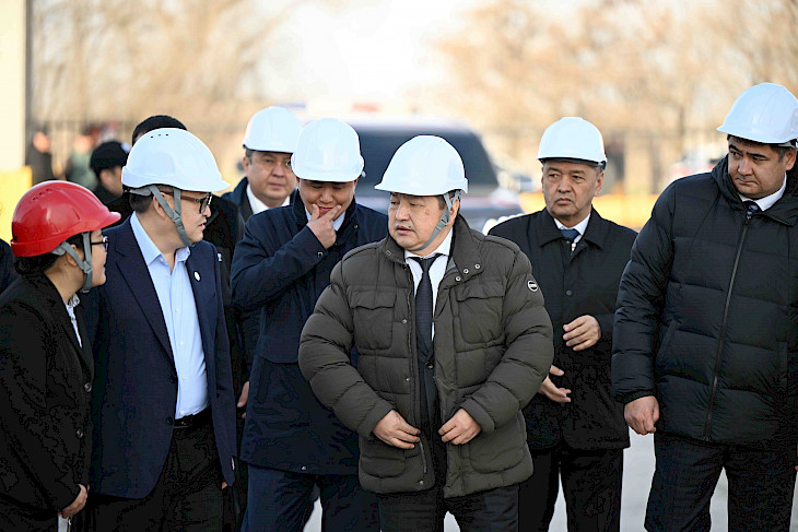Акылбек Жапаров ознакомился с деятельностью нефтеперерабатывающего завода «Джунда» 