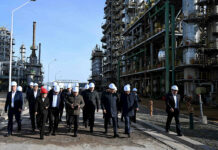 Акылбек Жапаров ознакомился с деятельностью нефтеперерабатывающего завода «Джунда»