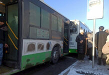 В Бишкеке столкнулись два пассажирских автобуса