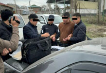 ГКНБ КР: По факту вымогательства $20 тыс. задержан сотрудник Налоговой службы