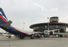 Кыргызстанцев, прилетевших в Москву, вторые сутки не выпускают за пределы «Шереметьево»