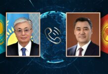 Садыр Жапаров и Касым-Жомарт Токаев поговорили по телефону