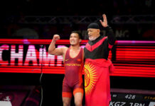 Борец Жоламан Шаршенбеков завоевал золото чемпионата Азии в Бишкеке