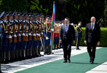 В Баку состоялась церемония официальной встречи Садыра Жапарова и Ильхама Алиева