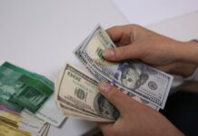 Нацбанк КР выкупил на валютном рынке еще $19,2 млн