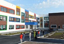 В КР с начала года сдали в эксплуатацию две школы и две больницы