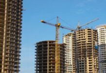 Все стройкомпании обязаны обезопасить свои объекты до 1 мая 2024 года – Госстрой КР