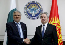 Бишкекте Кыргызстан менен Пакистан ТИМ башчылары жолугуп, кызматташтыкты талкуулады