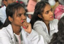 Иностранных студентов в Бишкеке перевели на онлайн-обучение на неделю