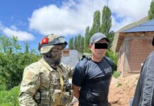 УКМК адам уурдоо фактысы боюнча Камчы Көлбаевдин тууганын кармады