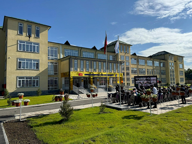 В Кыргызстане сегодня открыли 9 школ и 2 садика 