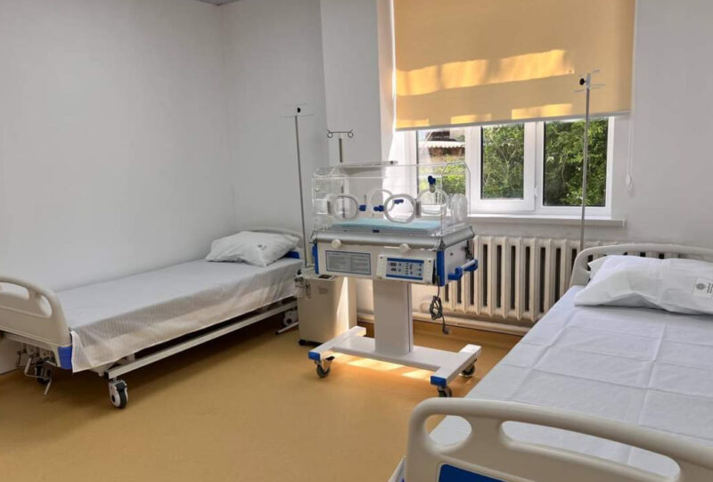 Bez nazvaniya 3 1 В Токмаке открылось отделение патологии новорожденных и детской соматики
