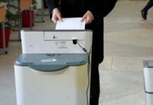 Досрочные выборы по трем округам. Завершилось выдвижение кандидатов