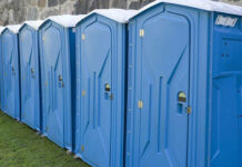 В Бишкеке украли один из биотуалетов, которые ставят в районах отключения воды для горожан