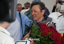 В Бишкеке встретили альпинистов из Кыргызстана, покоривших высочайшие вершины