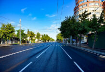 Бишкектин Ахунбаев көчөсүндөгү оңдоо иштери жарым-жартылай аяктады