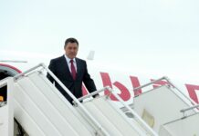 Садыр Жапаров совершит государственный визит в Узбекистан