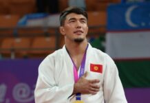 Эрлан Шеров будет нести флаг на открытии Олимпиады в Париже