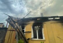 В городе Ош сгорели пять домов