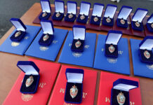 Камчыбек Ташиев аскердик окуу жайлардын бүтүрүүчүлөрүнө наам жана дипломдорду тапшырды