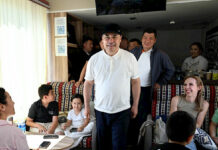 Садыр Жапаров внепланово посетил железнодорожный вокзал Бишкек-2