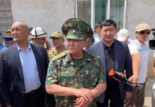 Семьям погибших в результате схода селя в Оше будет выплачено по 1 млн сомов — Ташиев