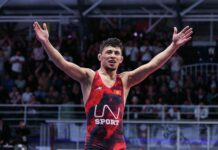 Олимпиада-2024. Бекзат Алмаз уулу стартовал с победы