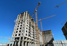 Госстрой приостановил лицензии 558 стройкомпаний