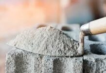 В Кыргызстане дефицит цемента, а с 1 октября начнет действовать запрет на его экспорт