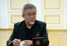 Скончался один из авторов флага Кыргызстана Бекбосун Жайчыбеков