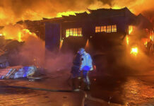 В Бишкеке на рынке произошел крупный пожар