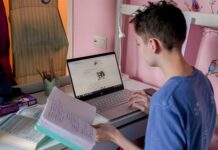 В Кыргызстане ряд школ перешли на онлайн обучение