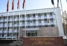 Дубайда кыргызстандык кыз изделүүдө. Аны акыркы жолу аэропорттон көрүшкөн