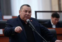 Депутат раскритиковал Байсалова и главу Минздрава