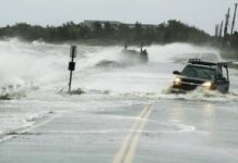 Среди жертв и пострадавших во время урагана во Флориде кыргызстанцев нет — МИД