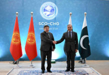 Акылбек Жапаров Пакистандын премьер-министри менен кызматташтыкты талкуулады