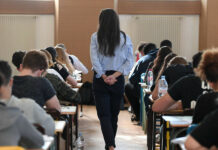 Изменить график учебы студентов просит Минобрнауки КР