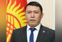 Изменение гимна. Пресс-секретарь президента просит не будоражить общественность