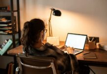 Студенты вузов Бишкека 5-6 ноября перейдут на удаленку